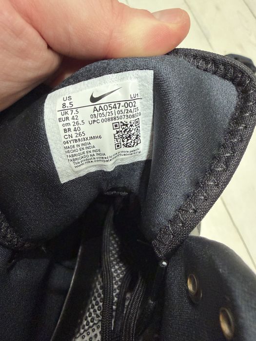 Nike court borough mid winter black р 41,42.