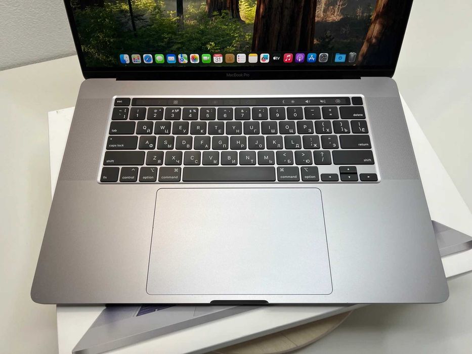 A2141 2019 Macbook Pro 16'', i7, 16 RAM, 500 SSD