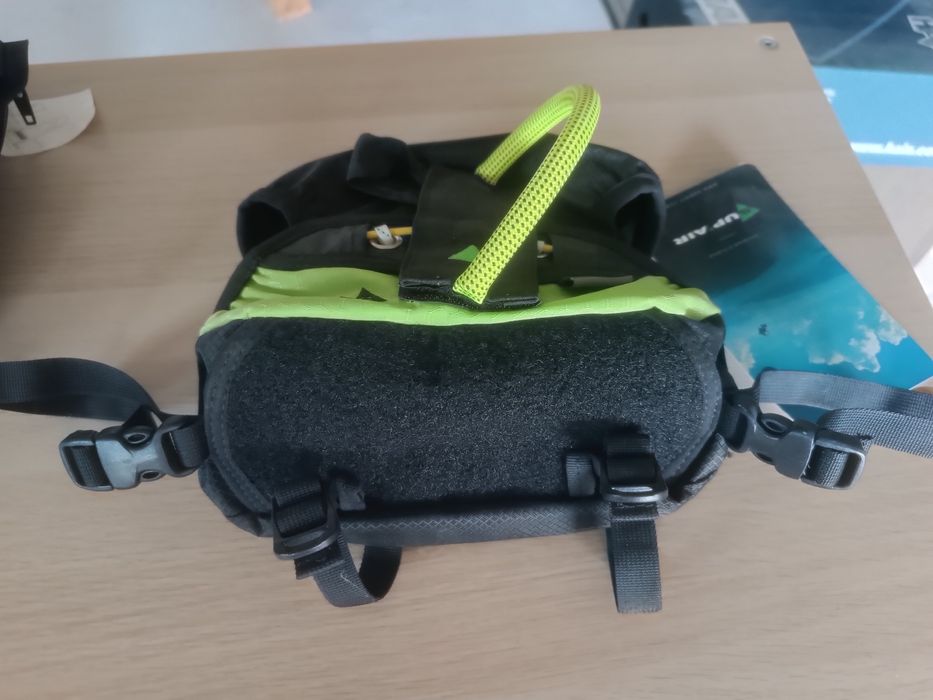 Container frontal pára quedas reserva marca supair novo. Nunca usado