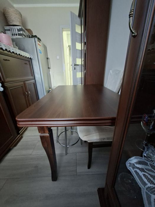 Stól z 6cioma krzesłami