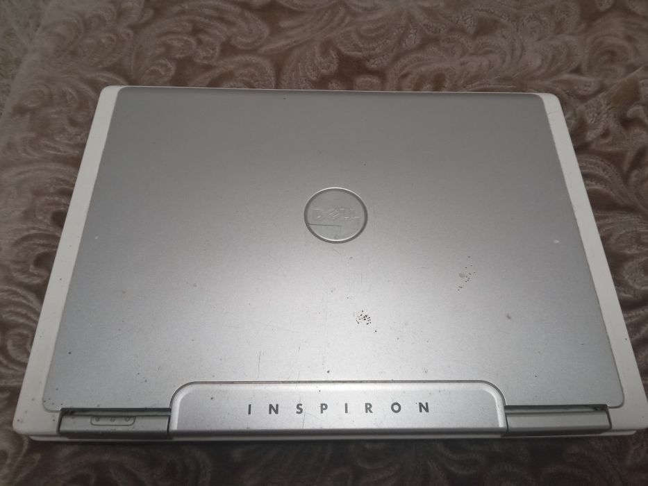 Ноутбук Dell.    .