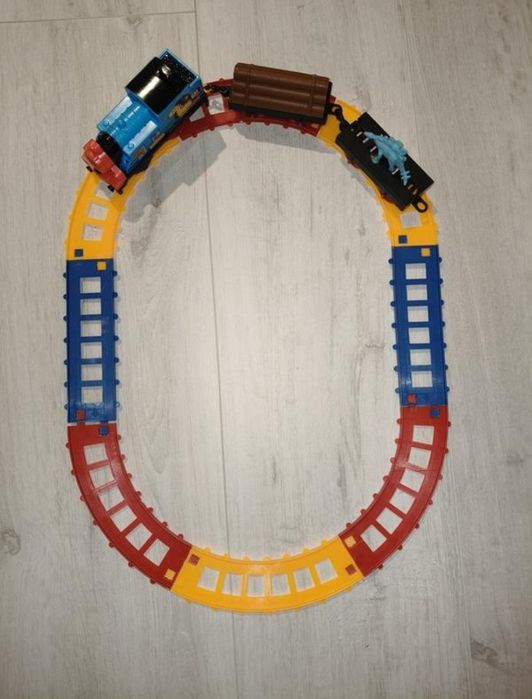 Дві залізні дороги поїзд залізна дорога поїзд потяг рейси