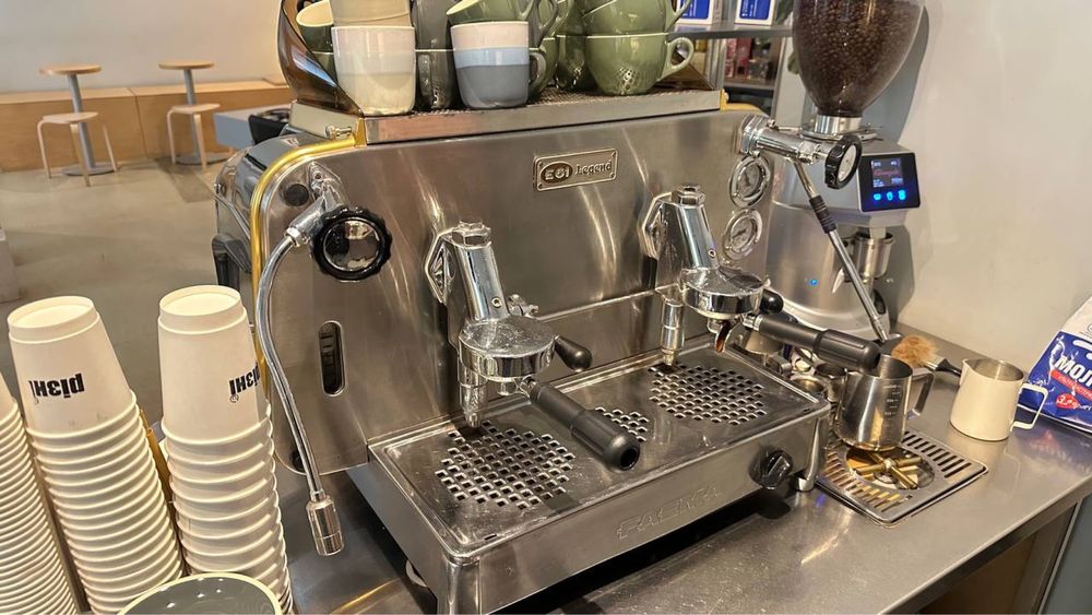 Faema E61 Legend 2 групи – легендарна кавомашина з Італії