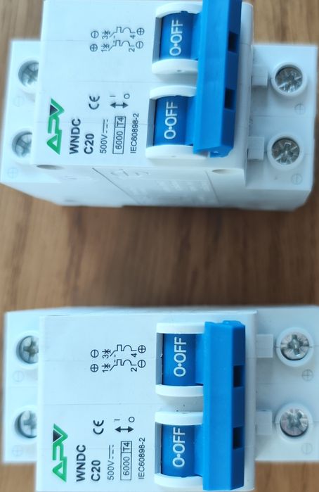 Wylacznik nadprądowy fotowoltaicznych 2P DC 16A 500V 2 szt