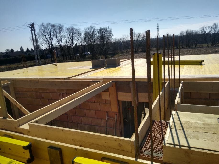 Wynajem kompletnych szalunków stropowych