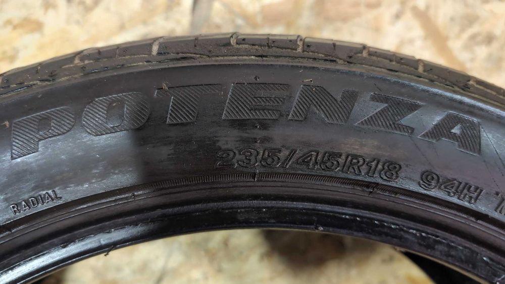 Шини Bridgestone + Pirelli R18 235/45 пара