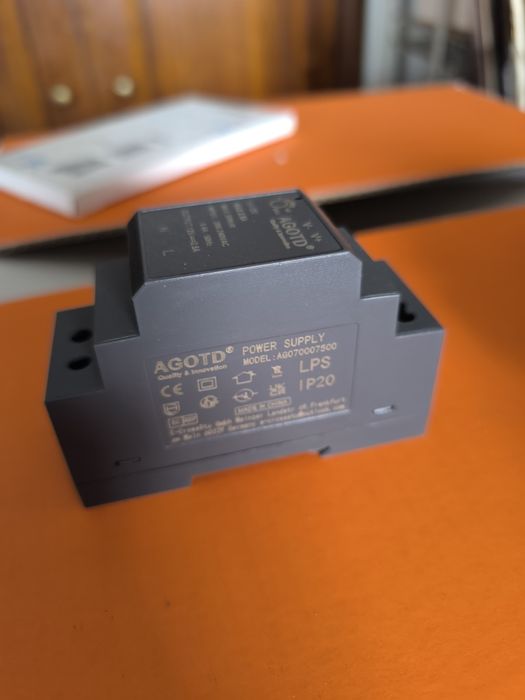 Power Supply446863827628861443