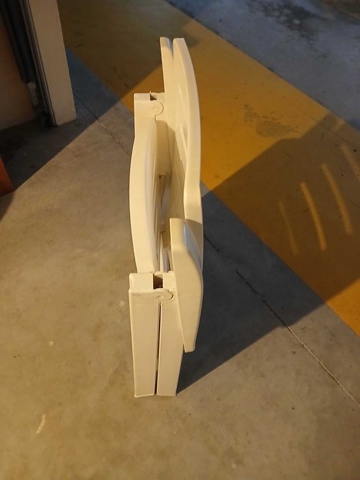 Cadeira de Jardim Plastico rigido branco