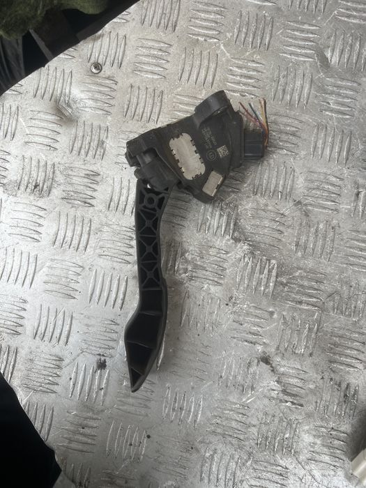 7811002020 Toyota Педаль газа (акселератора)