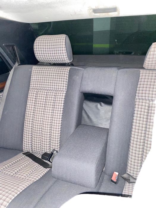 Mercedes   250D  w124 sportline