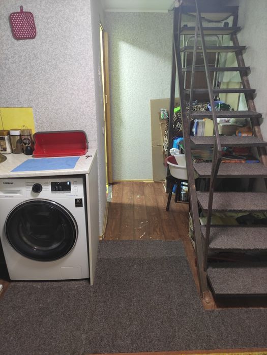 Продам свою одно кімнатну двохрівневу квартиру