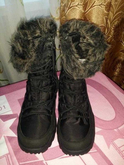 Чоботи жіночі теплі зимові термо del-tex.