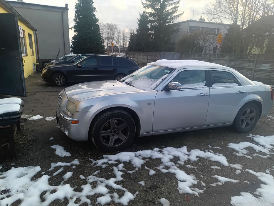Chrysler 300C po kapitalnym remoncie silnika