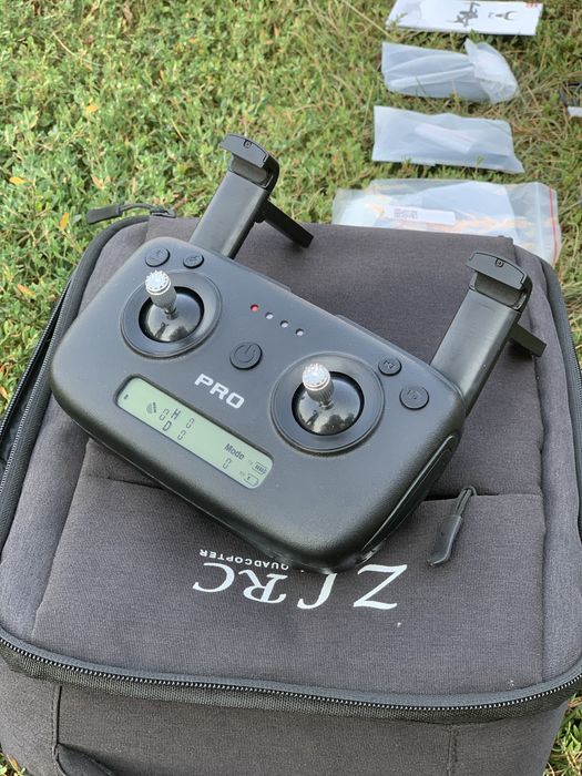 Продам квадрокоптер  sg906pro2