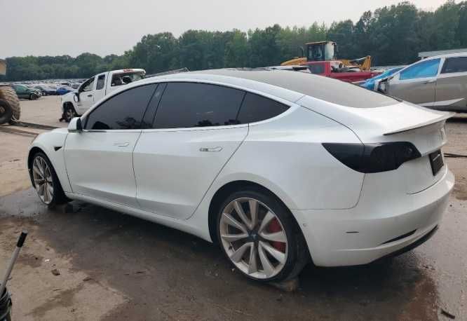 Передній бампер TESLA MODEL 3 тесла модел 3 розборка шрот