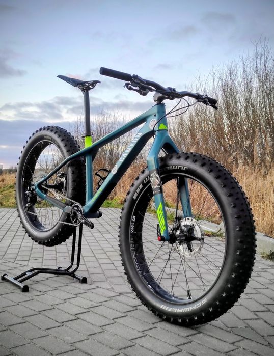 Wyścigowy Rower Fat Bike Canyon Dude CF.8 M  XT 1x11 
Model:

Dude CF