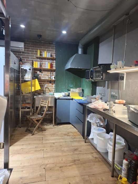 Сдам действующий кафе-ресторан,  магазин в проходном месте Одессы