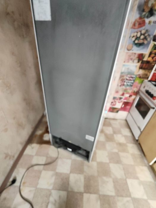 Lodowka i zamrażarka electrolux 164l + 61 l 154 cm