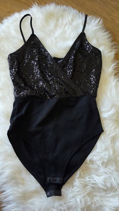 Cekinowe body Boohoo rozmiar s