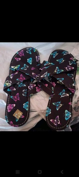 Chinelo tipo sandalia