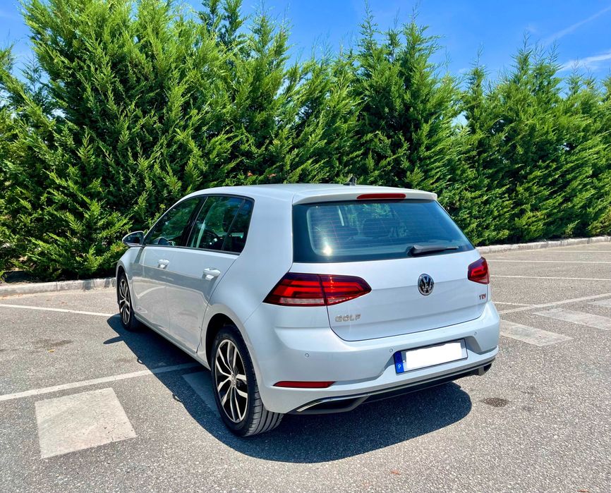 VW Golf 7.5 1.6 TDi BlueMotion Executive 115CV.