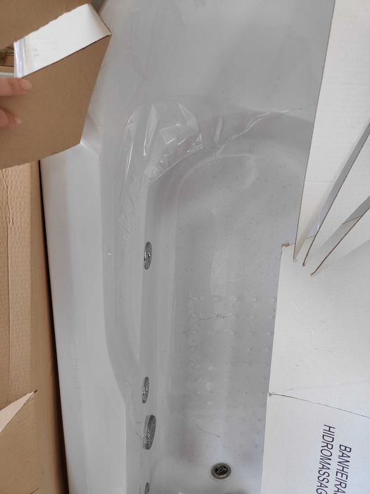 Banheira de hidromassagem ADS