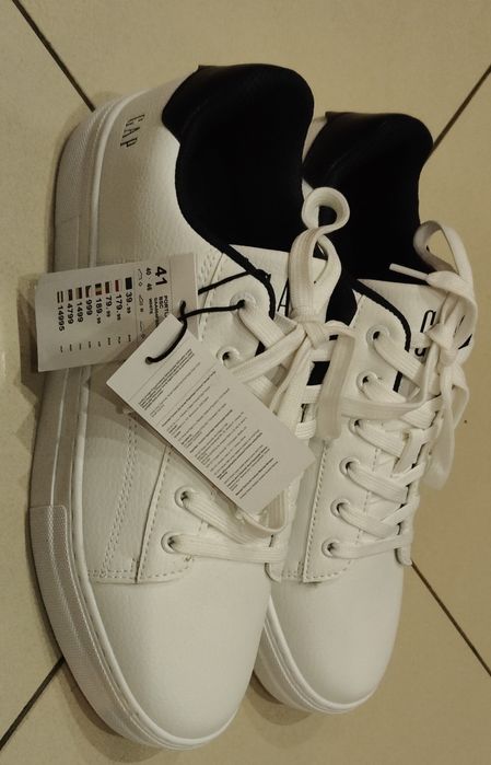 Buty męskie młodzieżowe Gap stan Nowy