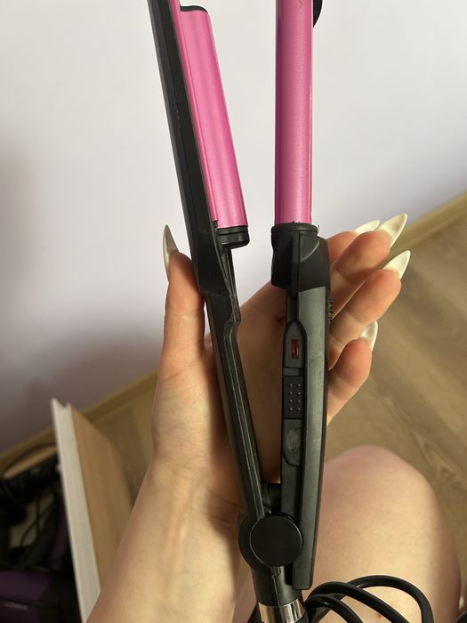 Плойка потрійна Kemei