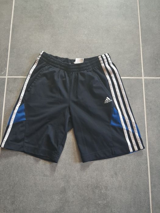 Spodenki sportowe adidas