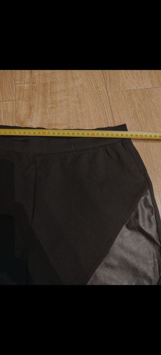Legginsy getry z wstawkami z eko skóry