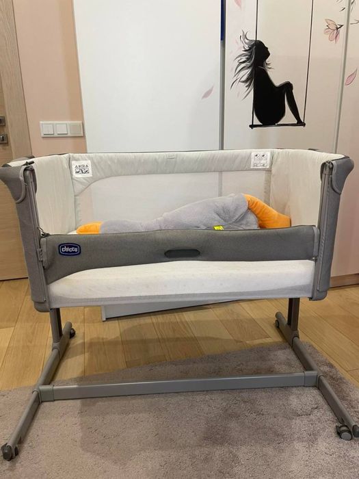 Ліжечко Chicco Next2Me світло-сіре, дуже хороший стан