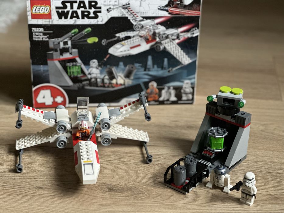 Lego Star Wars 75235