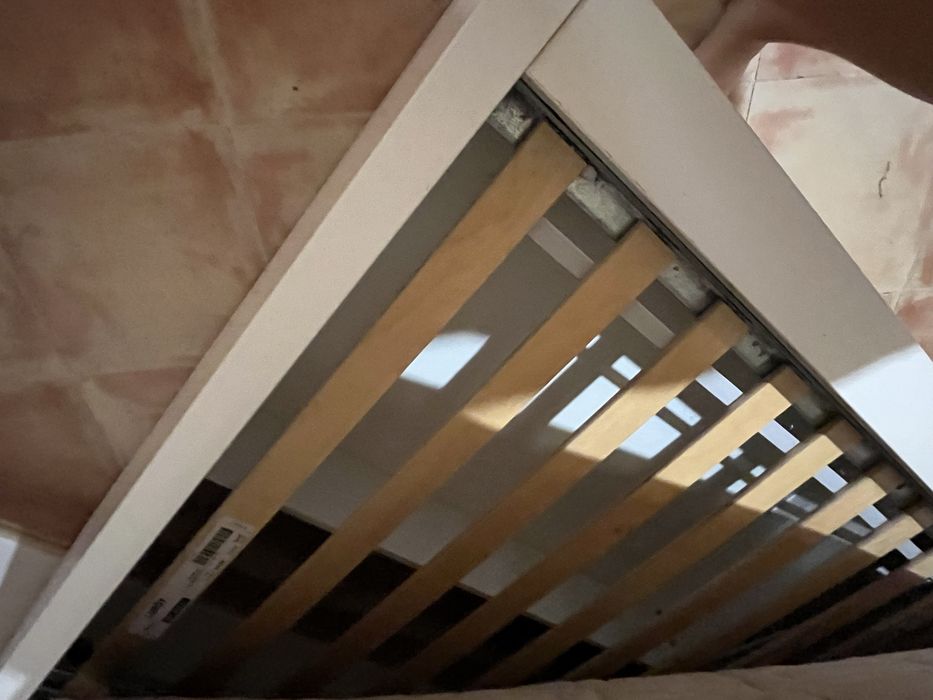Cama de solteiro com colchao incluido