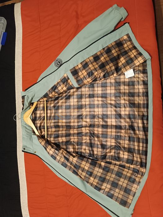 Casaco de homem novo