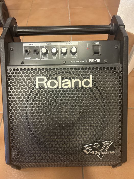 Roland Amplifier63825534333187121