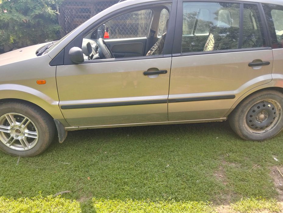 Samochód osobowy Ford Fusion