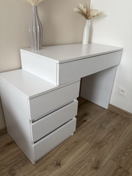 Biurko/ toaletka / komoda