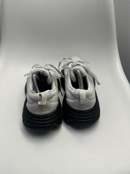 Оригінал | кроссовки Hoka Bondi 8 Розмір 40(25) о050