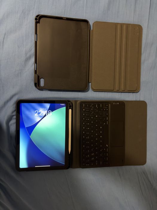 iPad 11” A16 2025 128gb + acessórios e bateria 100%