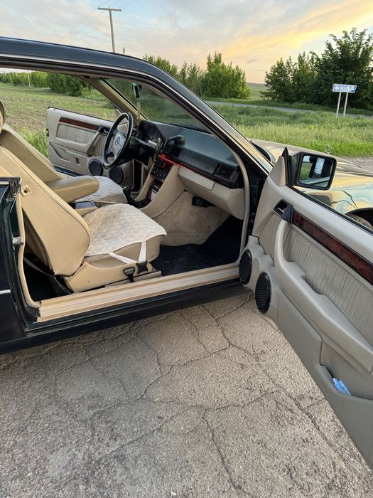 Мерс 124 купе coupe