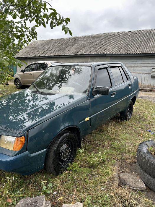 Продам автомобіль заз славута
