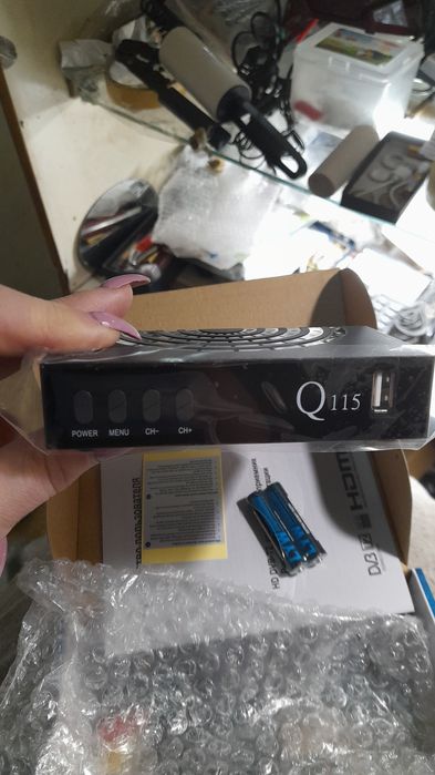 Т2 тюнер Q115  в пластику