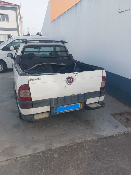 Fiat Strada 2010