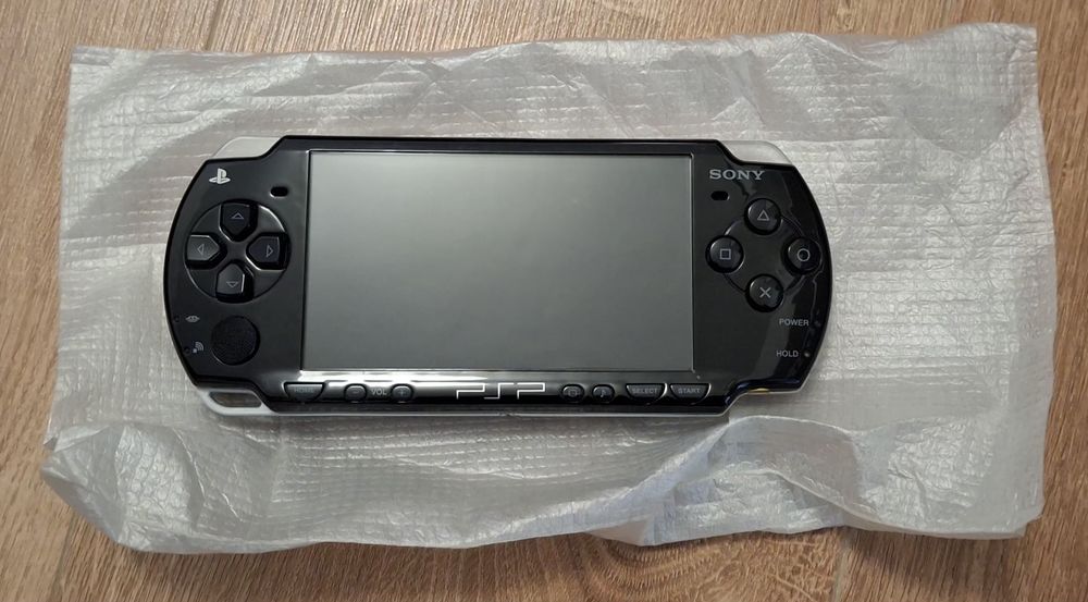 Sony PSP Slim Piano Black – Desbloqueada