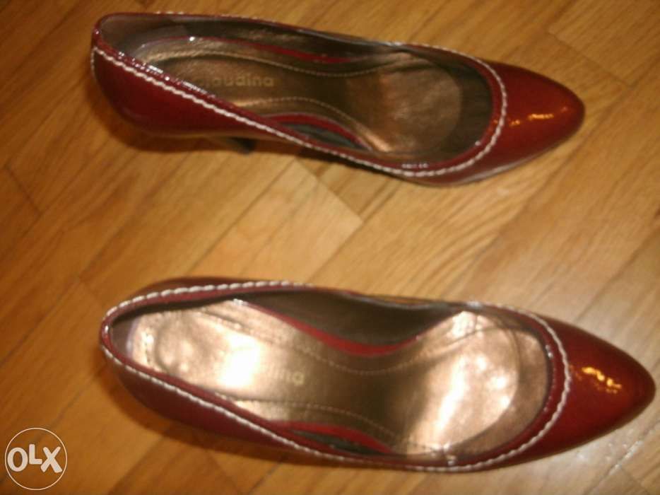 Sapatos "Claudina" Nº35 - como novos