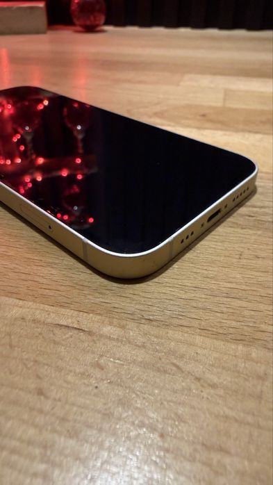 iPhone 13 128 GB bateria 89%