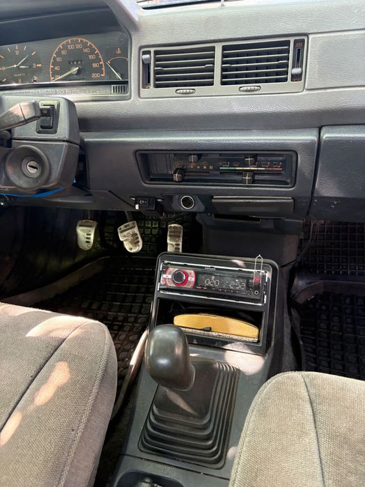 Авто Mitsubishi Galant