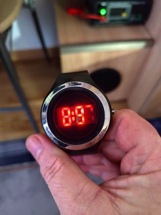 Zegarek męski LED