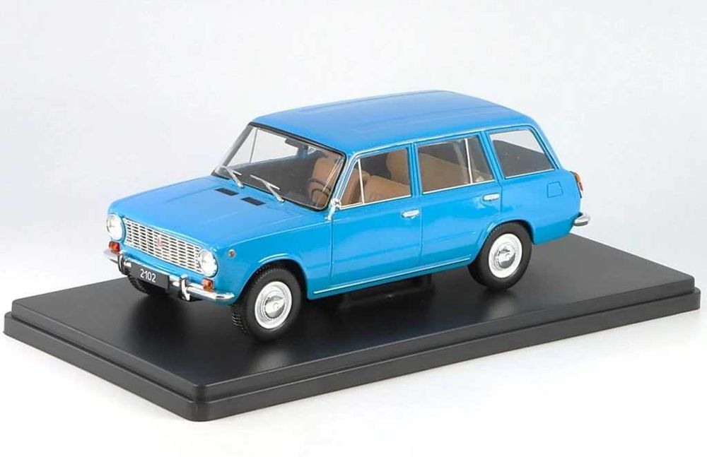 ВАЗ 2102 голубой 1:24 (1971) - WHITEBOX