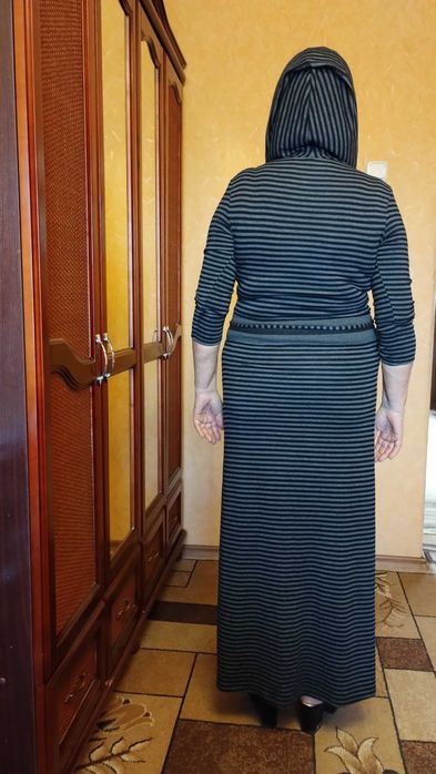 Вечерние длинные женские платья